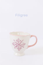 Load image into Gallery viewer, Scalloped Christmas Tea/Coffee Cup