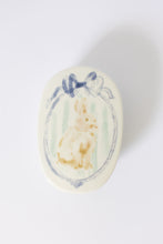 Load image into Gallery viewer, Decorative Lidded Trinket Dish